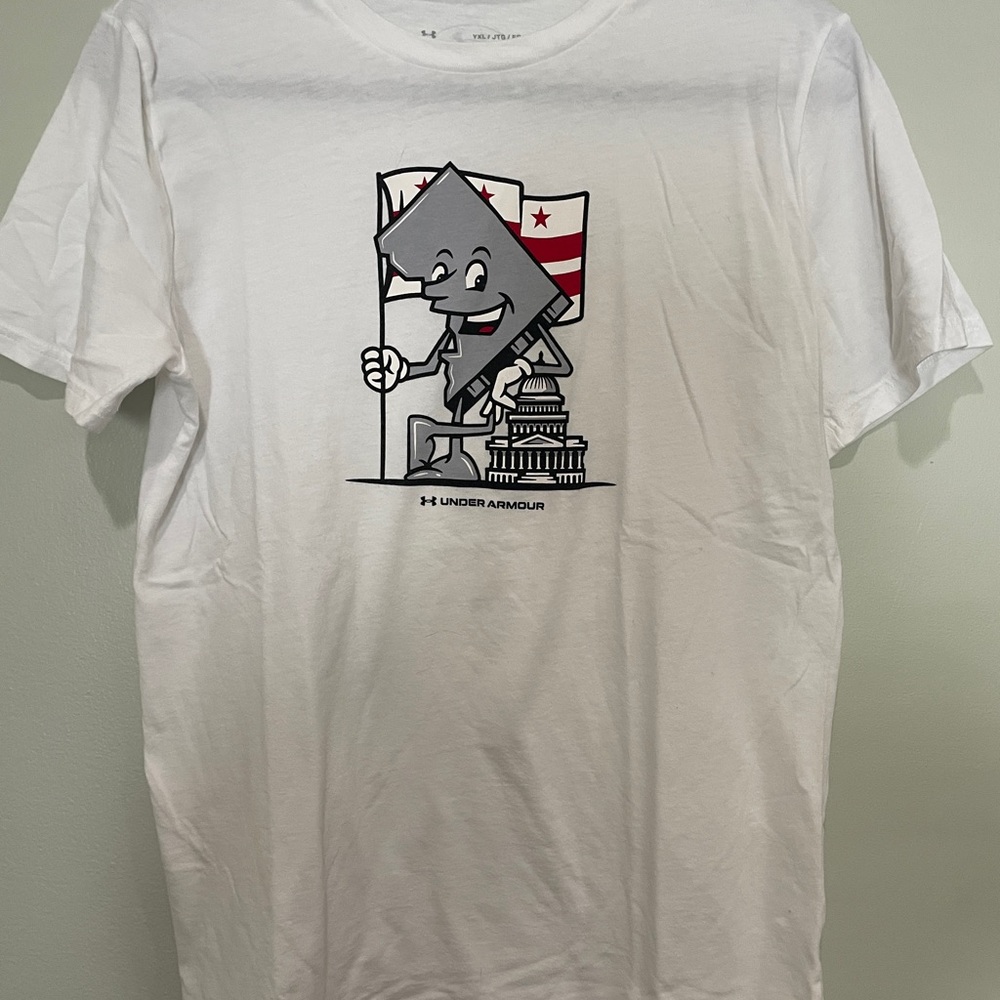 Under Armour White Graphic Tee
